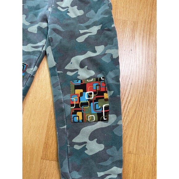 Mini Boden Upcycled Joggers Pants Green Camouflage Elastic Drawstring Size 6Y - Picture 10 of 11